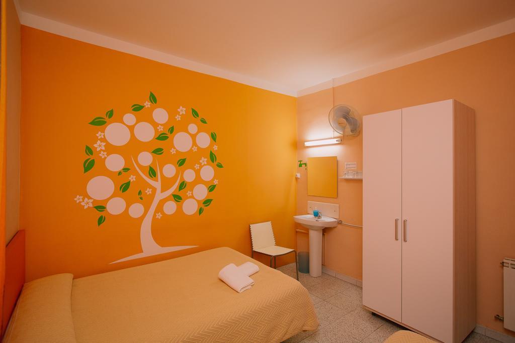 Pension Norma Barcelona Exterior foto